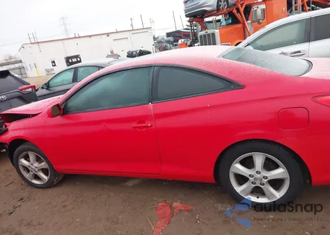 2004 Toyota Camry Solara Sle V6 z USA, uszkodzony, nr VIN 4T1CA30P24U002772